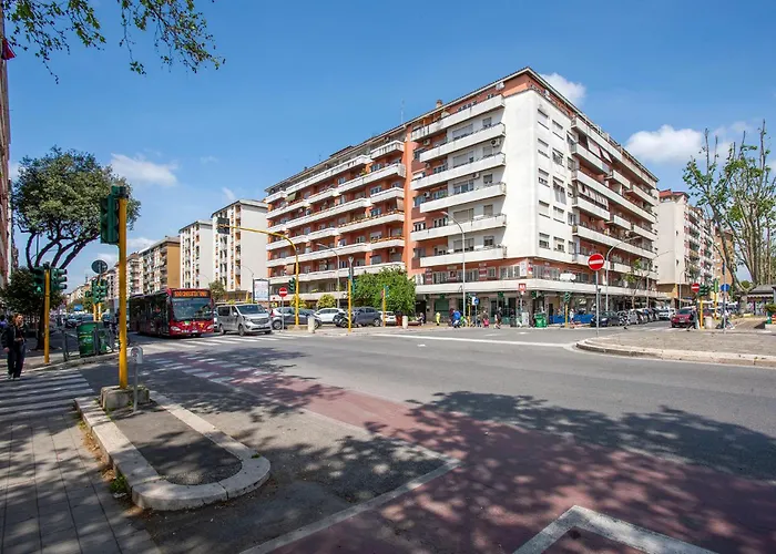 Ampio Familiare Metro A A 50m Apartament *